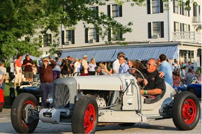 KNOWN AS THE "OLD GREY MARE," THIS FAMOUS OLD RACE CAR IS MADE FROM FORD PARTS, AND IS OWNED AND DRIVEN BY BEN BRAGG. PHOTOS BY GREG CLARK AND CASEY KEIL, COURTESY OF LIME ROCK PARK.